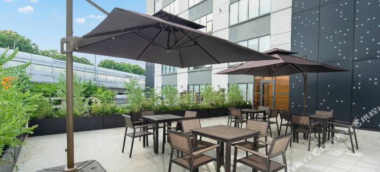 御龙酒店(广州西华路彩虹桥地铁站店)图片