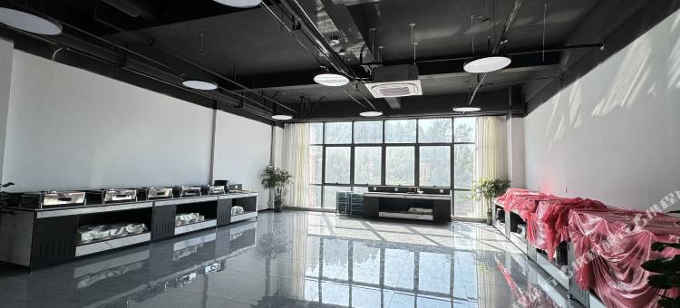 安岳安逸盛安酒店图片