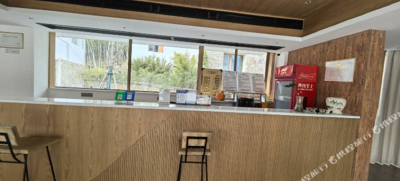 竹林卧虎里酒店图片