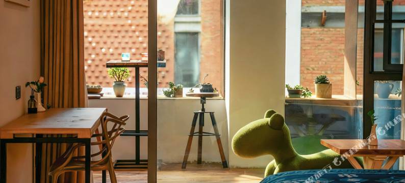 昆明庐隐芳华 Designer Hotel 艺术空间图片