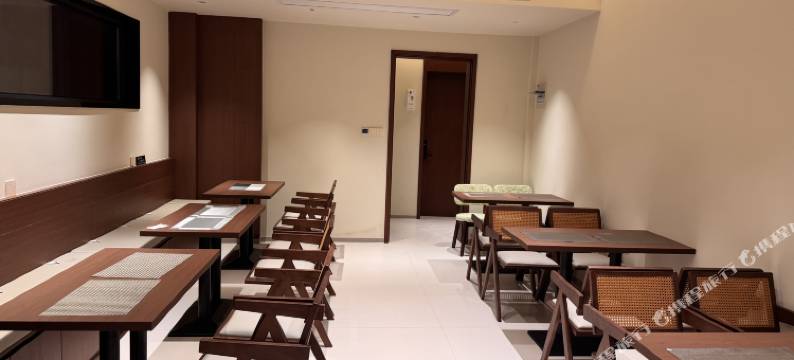 森曼Forest Whisper Villa智能民宿(黄山北站西溪南店)图片