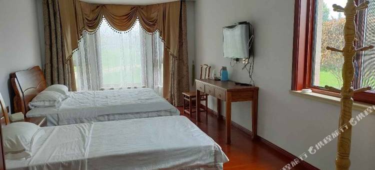 江山蓝天白云民宿图片