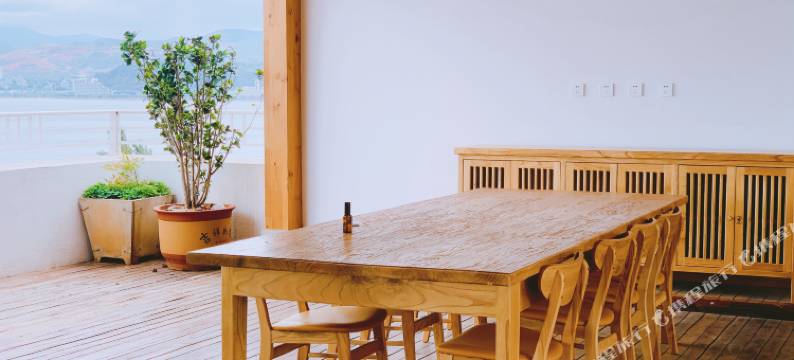 大理走走停停海景客栈(洱海生态廊道店)图片