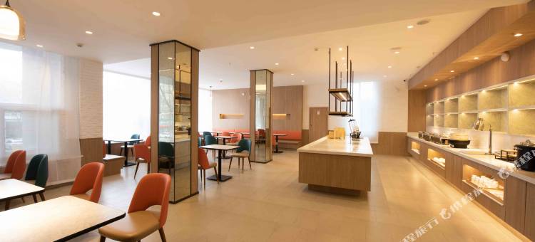 汉庭优佳酒店(西宁火车站八一路店)图片