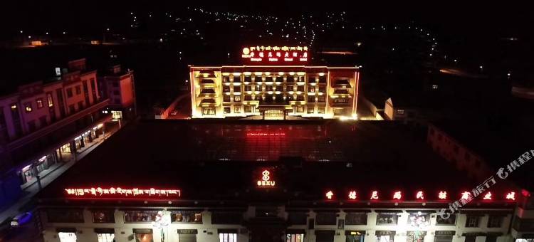 石渠香德尼玛大酒店图片