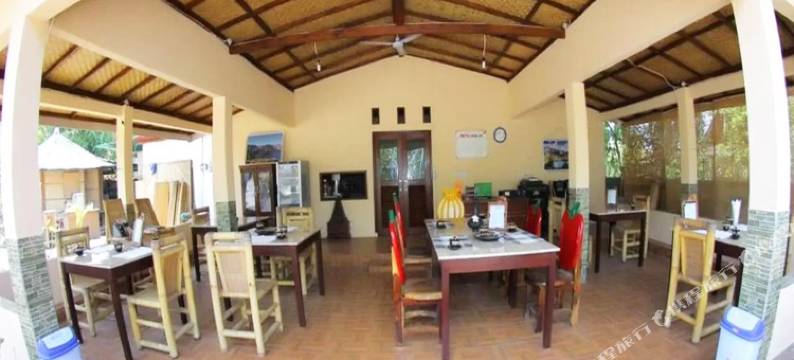 穆斯蒂卡海洋旅舍(Mustika Ocean Lodge)图片