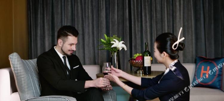 美漾轻奢酒店(长沙五一广场IFS国金中心店)图片