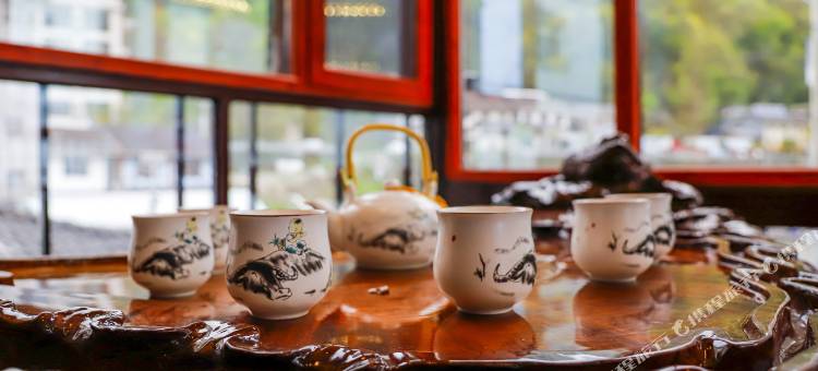 花筑·山语民宿(神农架木鱼店)图片