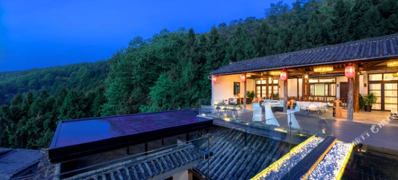 半山墅森林庭院民宿(腾冲和顺店)图片