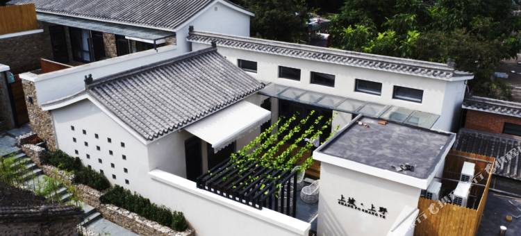 野三坡上坡上野精品民宿(刘家河水上乐园店)图片