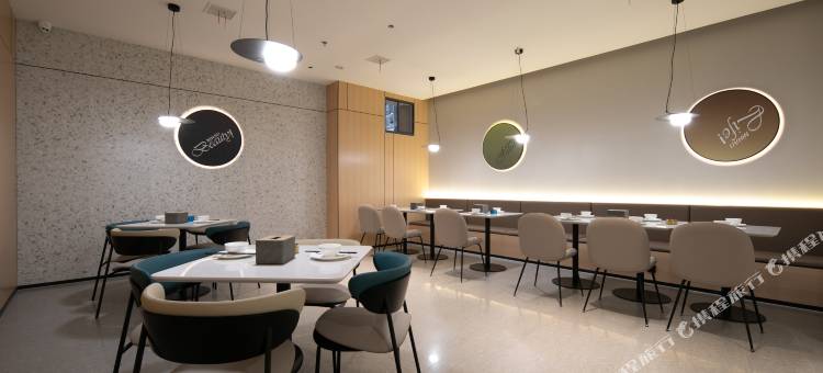 你好酒店(长沙万家丽国际MALL远大路店)图片