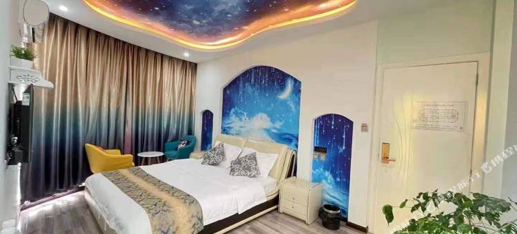 安宁简途主题酒店图片