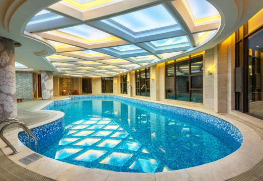 S&N Grand Hotel ChaohuHotel Overview