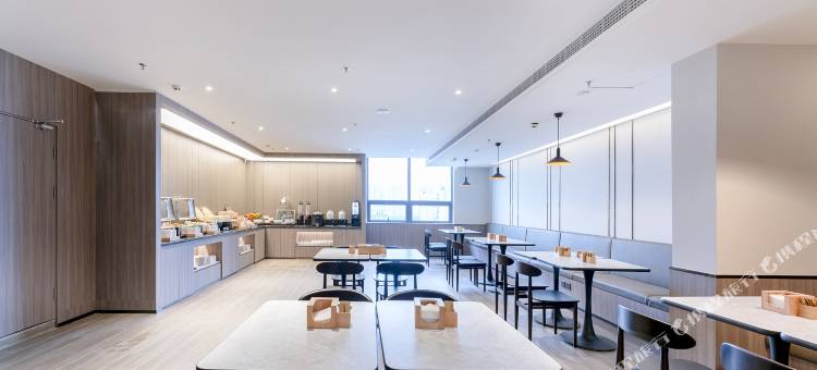 汉庭酒店(南昌八一广场青山湖西地铁站店)图片