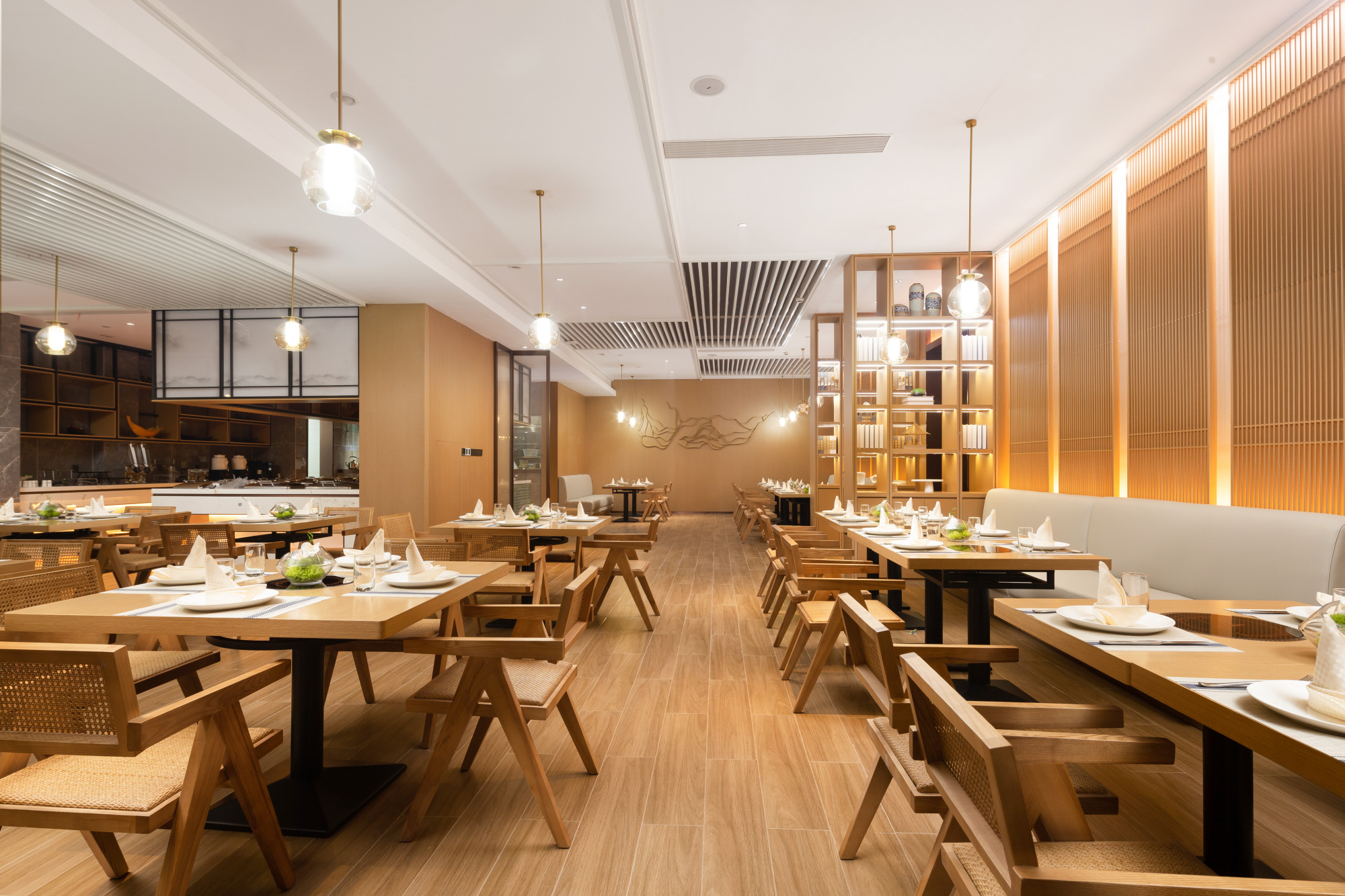 Banlan Hotel (Jiujiang Railway Station Wanda Plaza) Over view