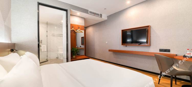 柏曼酒店(宁波余姚五彩城店)图片