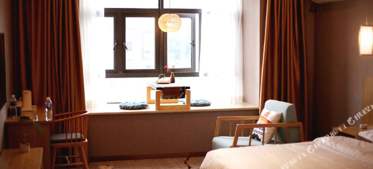 纳兰酒店(平顶山万达广场店)图片