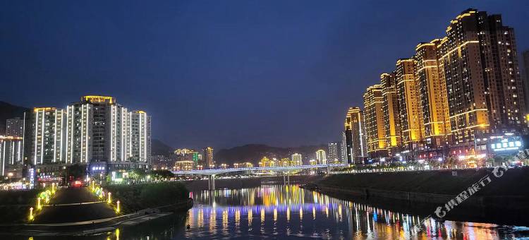 彭水两江假日丽呈酒店图片