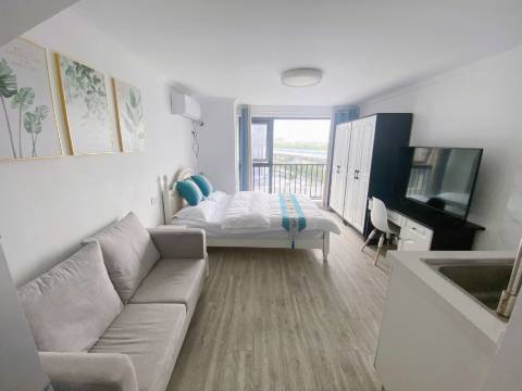 维多利亚公寓(龙湖新壹城店)