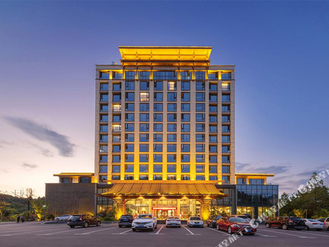 芙蓉镇茶兮泰假日酒店