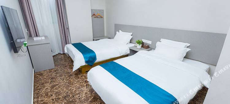 橙子酒店(赣州信丰火车站店)图片