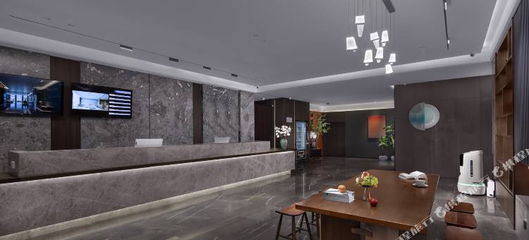 长垣富美艾驿·湖岸酒店图片