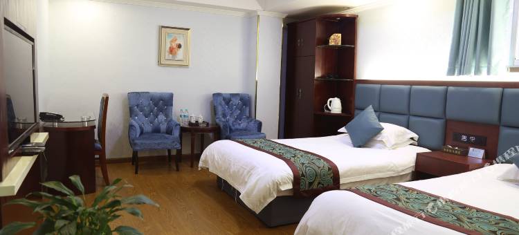 镇雄金泉假日酒店图片