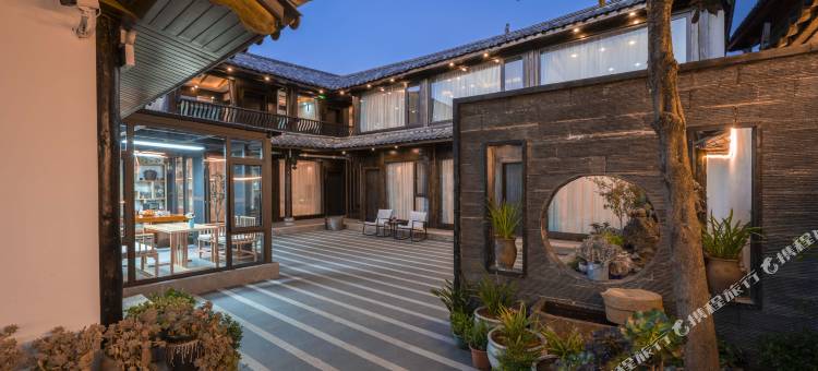 晚居度假庭院(丽江木府店)图片