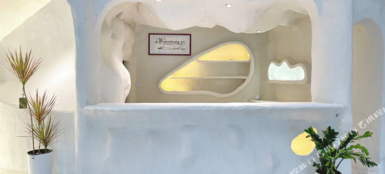 山语海|纯白洞穴海景Holiday Hotel •观景设计师民宿(纳帕海店)图片