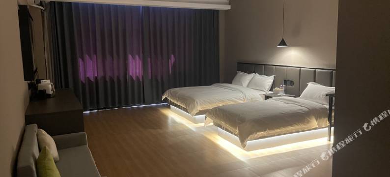 春一瓣电竞酒店图片