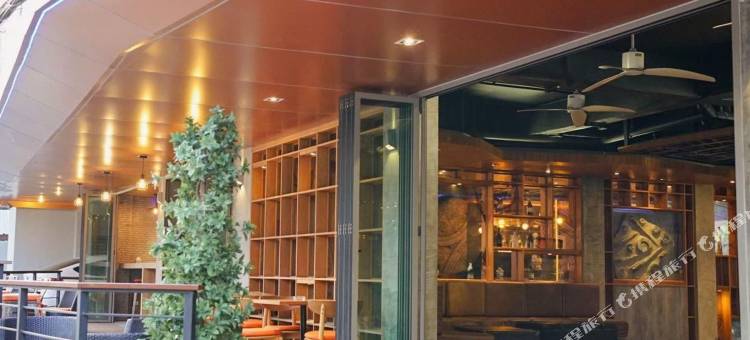 普吉岛疯猴子酒店(Mad Monkey Phuket)图片