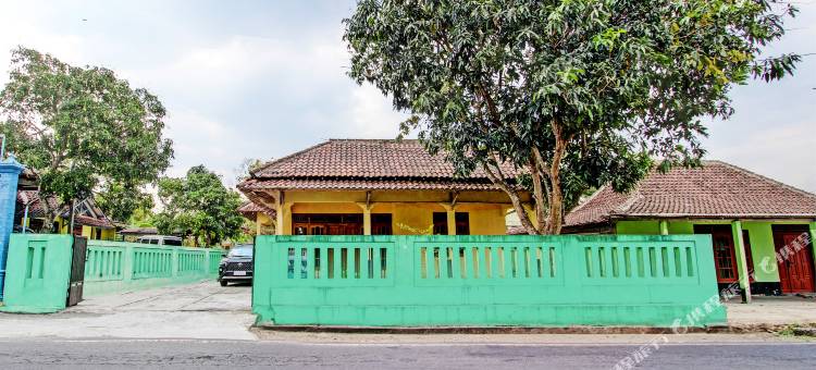 O贾亚库苏玛酒店(Hotel O Jaya Kusuma)图片