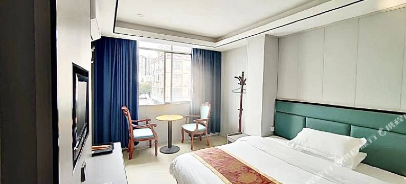 艾湾宾馆(岑溪商贸城店)图片