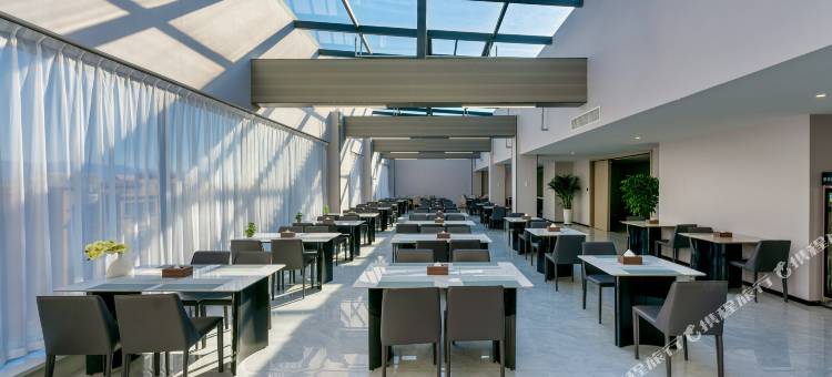 新源辰悦泊庭酒店(人民政府店)图片