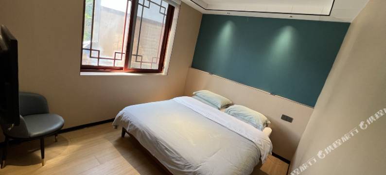 峨眉山巨峰楼大酒店(金顶雷洞坪店)图片