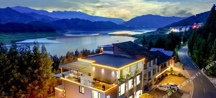 洪雅湖光山舍民宿(雅女湖店)图片