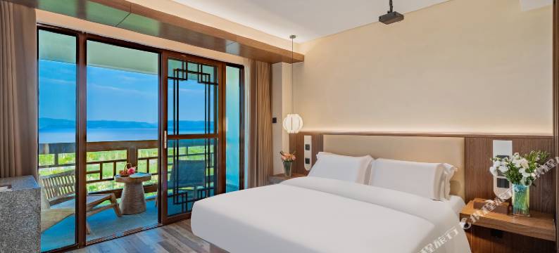 黛水蓝湖景酒店(抚仙湖广龙小镇店)图片