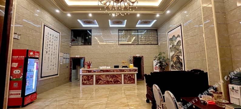 惠州云栖主题公寓(三和广场店)图片