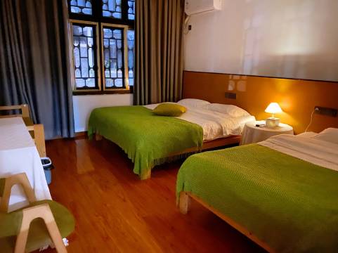 南岳·夕里浮图客栈