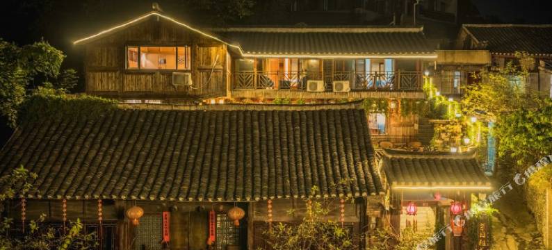 贵阳紫日醉缬手作观景民宿(青岩古镇北门店)图片