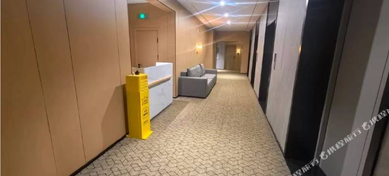 米兰民宿(长春华润橡树湾远大购物广场店)图片