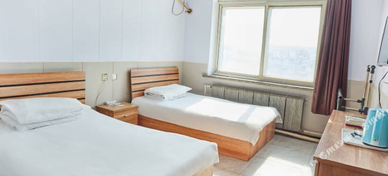 隆源军政招待所图片