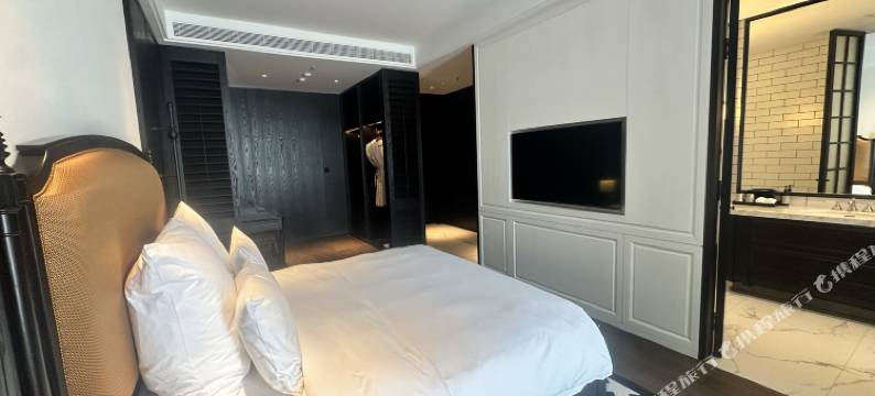 兰顿Q酒店(红河哈尼族彝族自治州建水小火车紫陶街店)图片