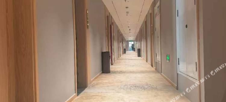 艾维亚酒店(菏泽大学城店)图片