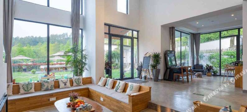 莫干七栖·QIXI温泉设计师环山野奢·星空泳池花园美宿图片