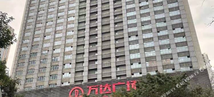 战龙电竞酒店(重庆南坪万达广场店)图片