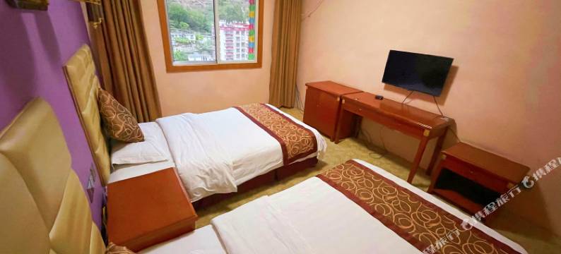 丹巴假日酒店图片