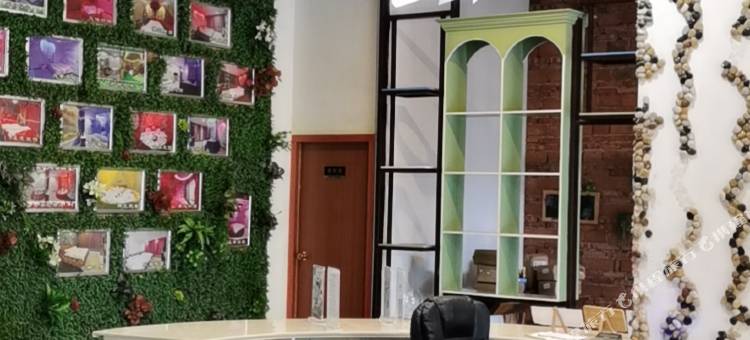 师宗阳光爱巢主题酒店图片