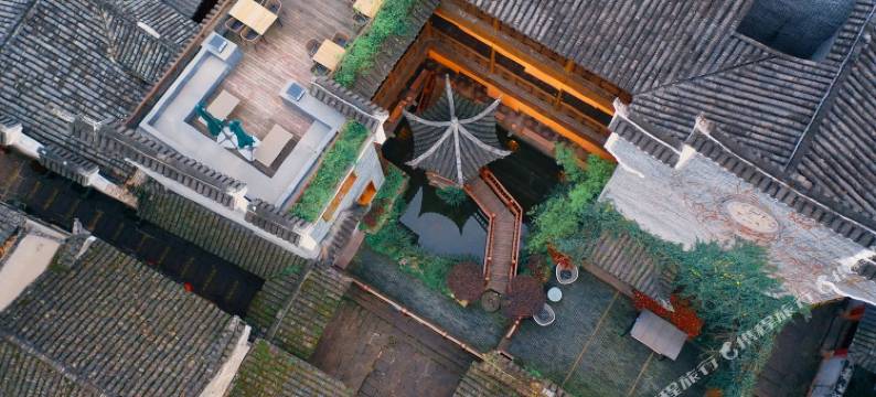 凤凰熊公馆(凤凰古城北门码头店)图片