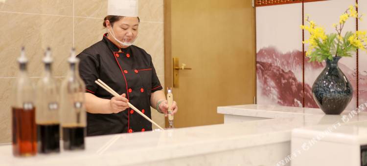 阆中名人豪宜酒店(中央天街市政府店)图片